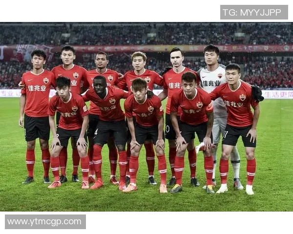 深圳足球队状态飙升创历史新高引发球迷热议与期待